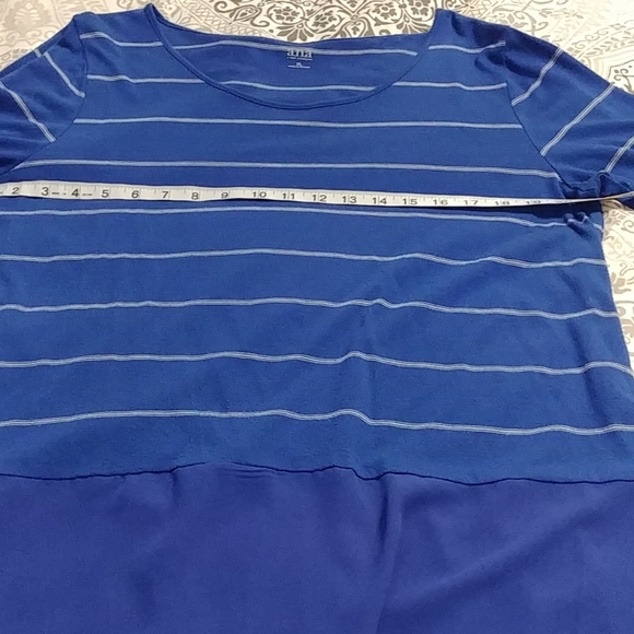 A.N.A. Size XL, blue with white slim horizontal stripes Shirt - Picture 5 of 5